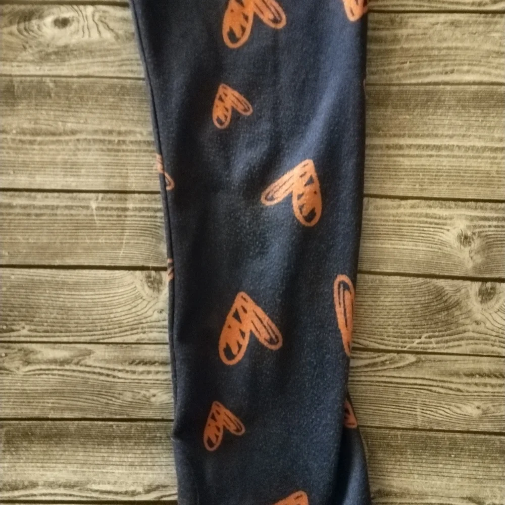 10/$40 Bluey Kids Outfit Set with T-Shirts and Leggings
